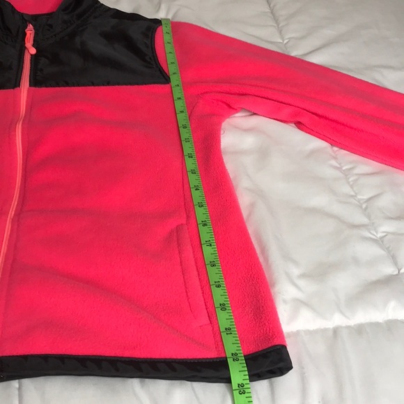 Bright pink and black soft jacket with pockets - Picture 3 of 5
